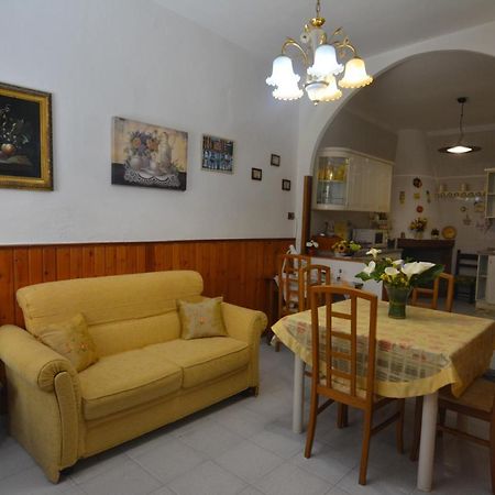 Casa Vacanze I Girasoli Iglesias Buitenkant foto