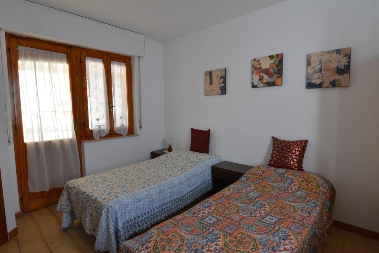 Casa Vacanze I Girasoli Iglesias Buitenkant foto