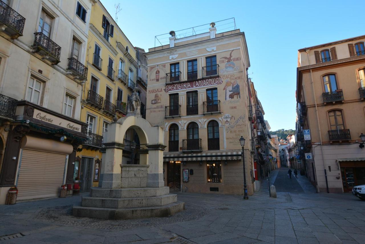 Casa Vacanze I Girasoli Iglesias Buitenkant foto