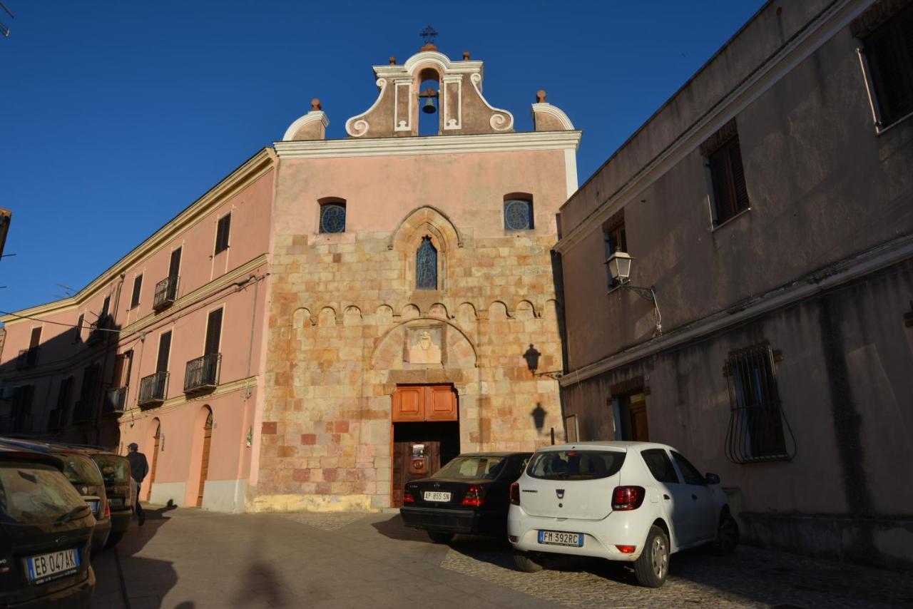 Casa Vacanze I Girasoli Iglesias Buitenkant foto