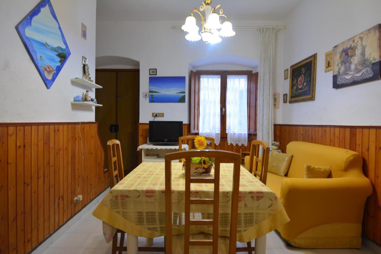 Casa Vacanze I Girasoli Iglesias Buitenkant foto